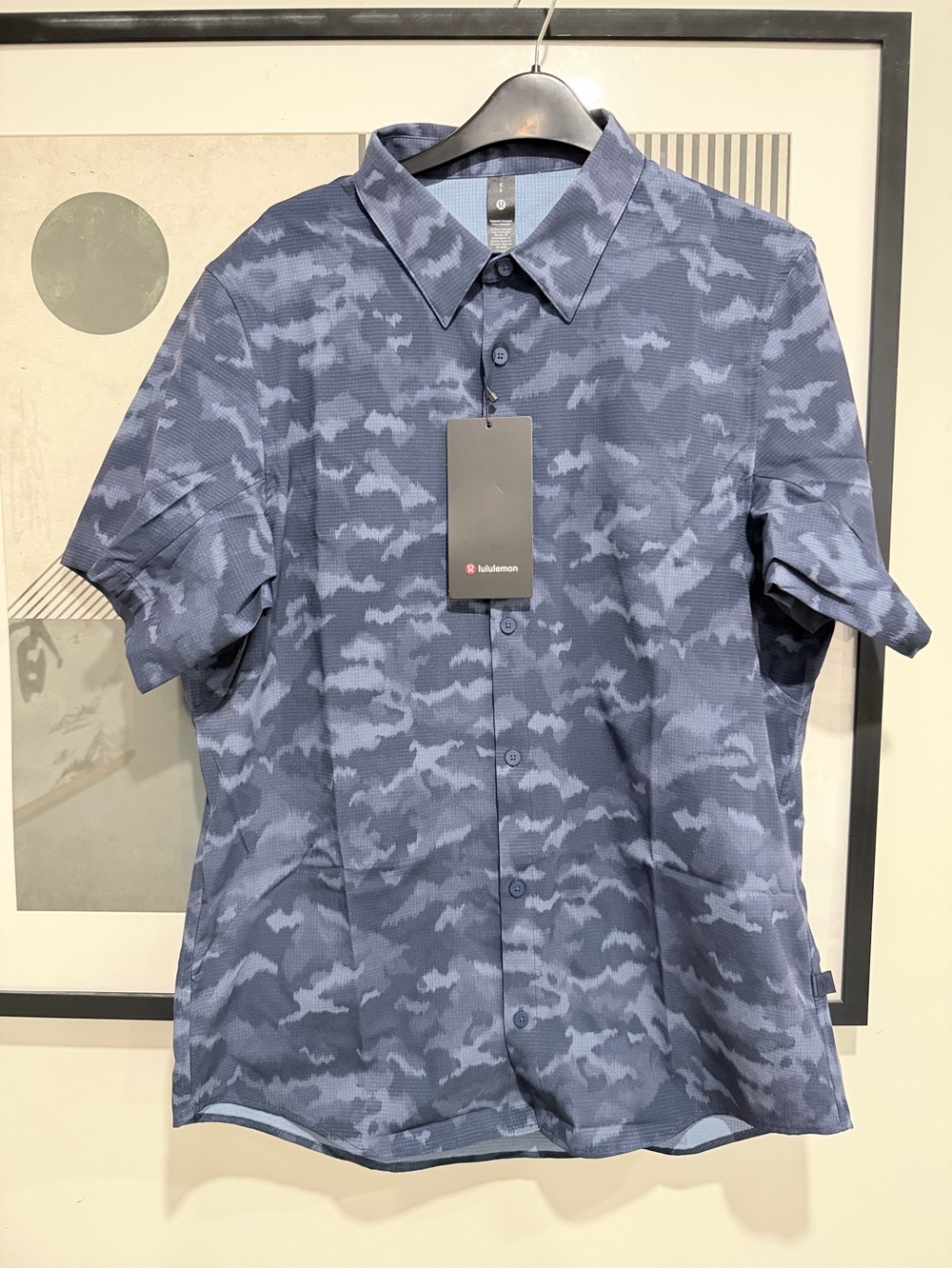 New Lululemon Airing Easy Short-Sleeve Shirt size L color DCCB (Blue)